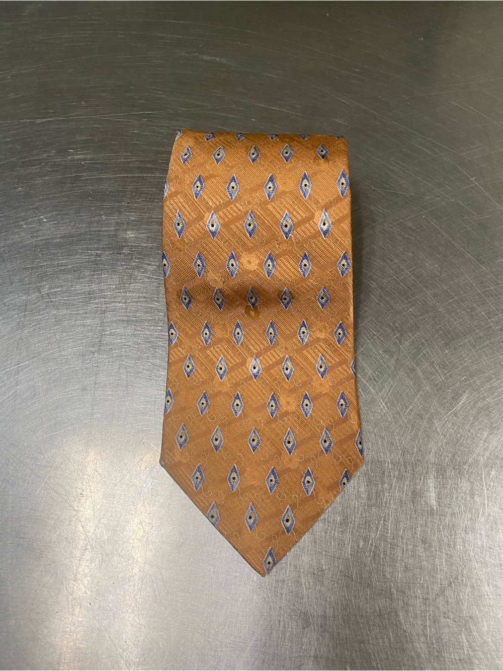 Men's Tan Geometric Pattern Silk Tie